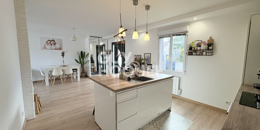 maison à VILLENAVE D ORNON (33140)